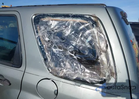 2007 Ford Escape Xls/Xls Manual z USA, uszkodzony, nr VIN 1FMCU02Z87KA99318